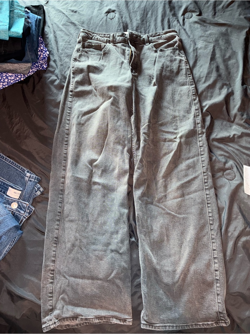 Hollister high rise 12L baggy jeans
